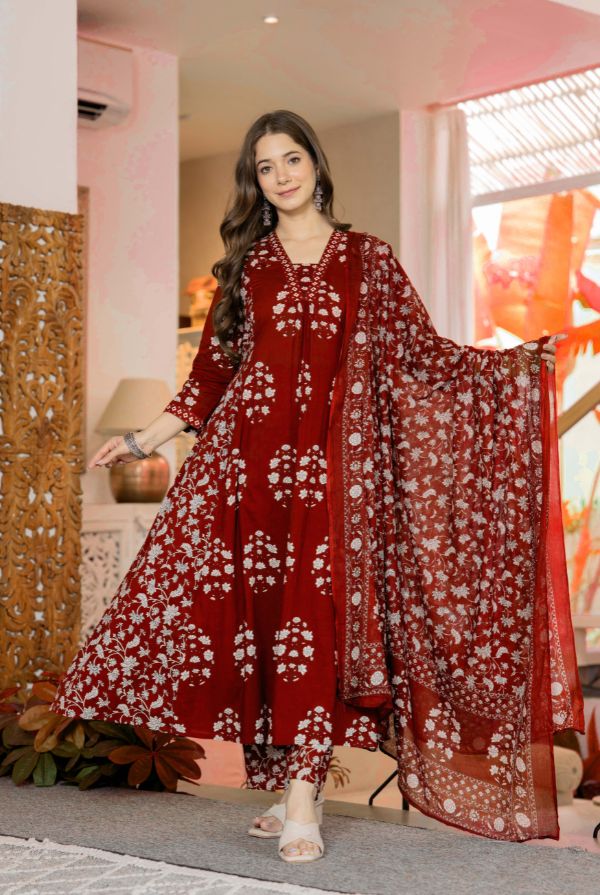 Floral Printed V-Neck Pure Cotton Anarkali Kurta With Trousers & Dupatta
