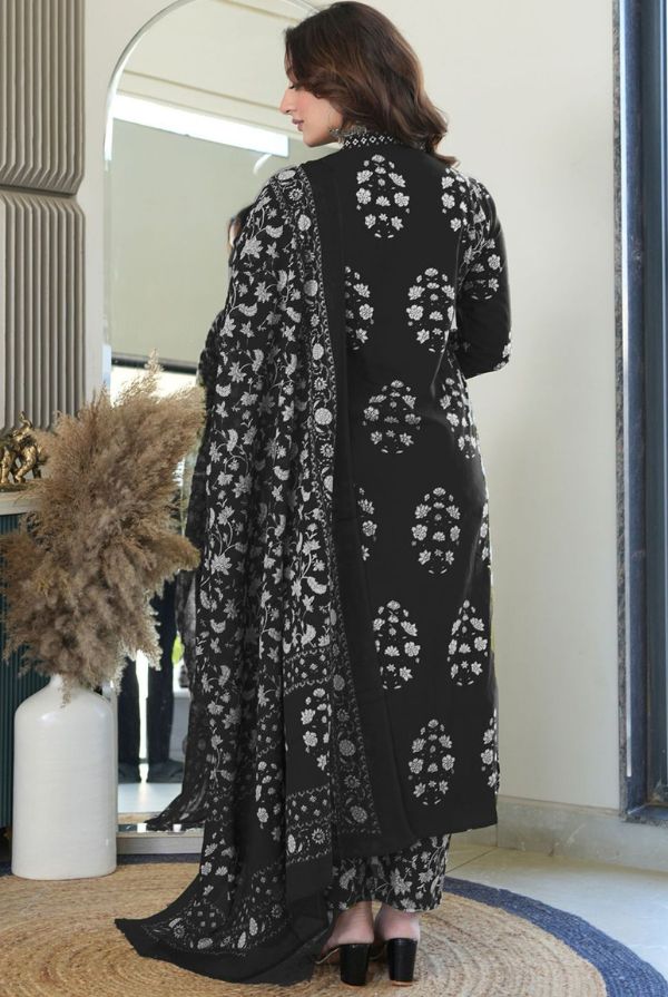 Floral Printed V-Neck Pure Cotton Anarkali Kurta With Trousers & Dupatta