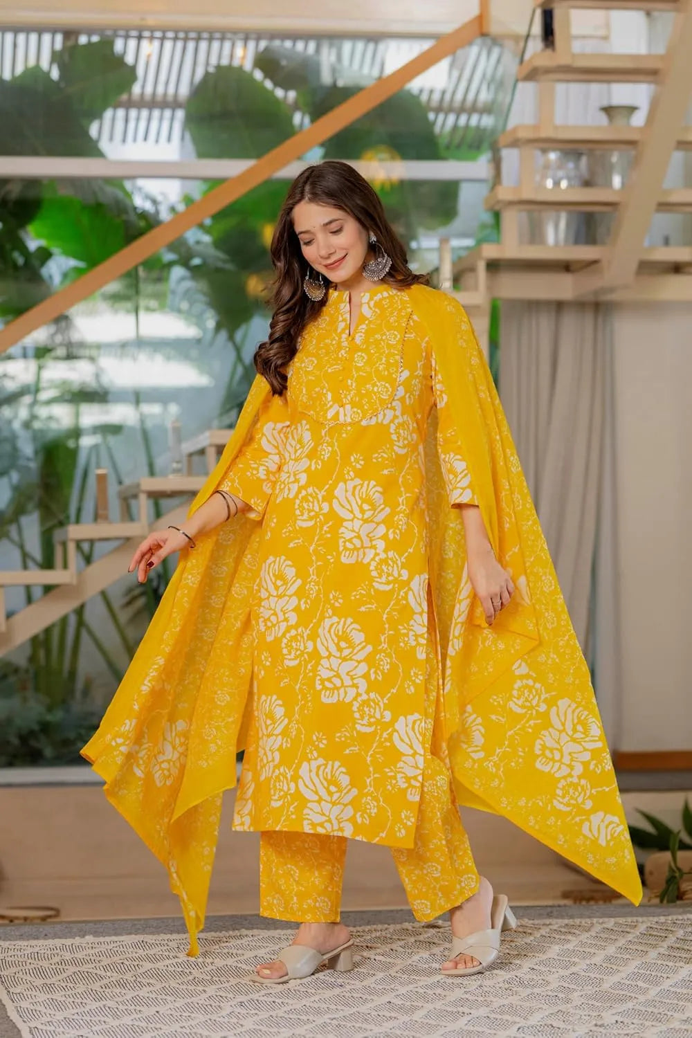 Floral Printed Pure Cotton Mandarin Collar Kurta With Palazzos & Dupatta (Buy 1 Get 1 Free )