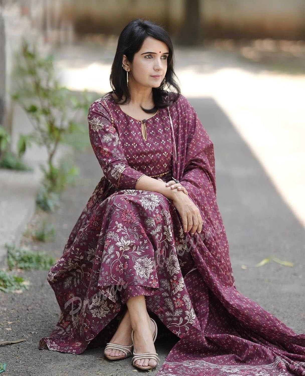Floral Printed Notch Neck Pure Cotton Kurta With Trousers And Dupatta